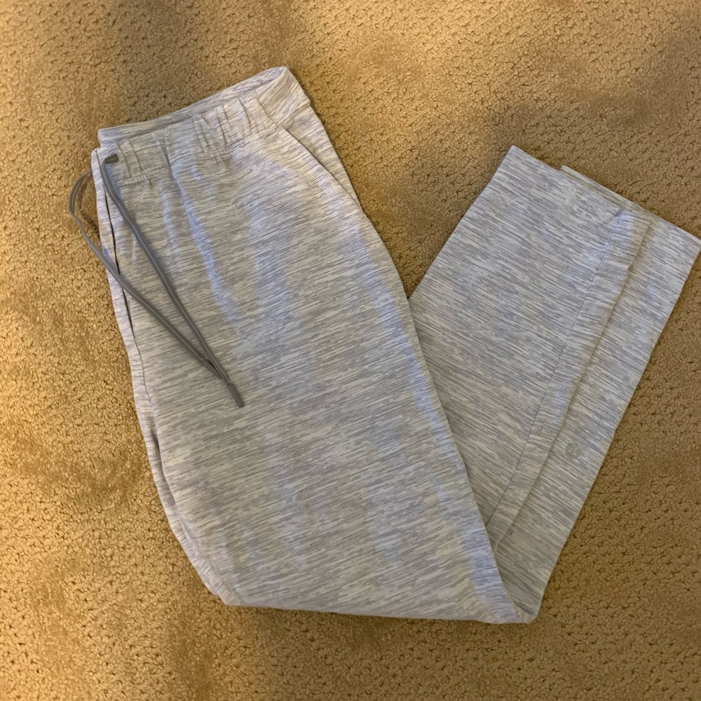 LULULEMON pants